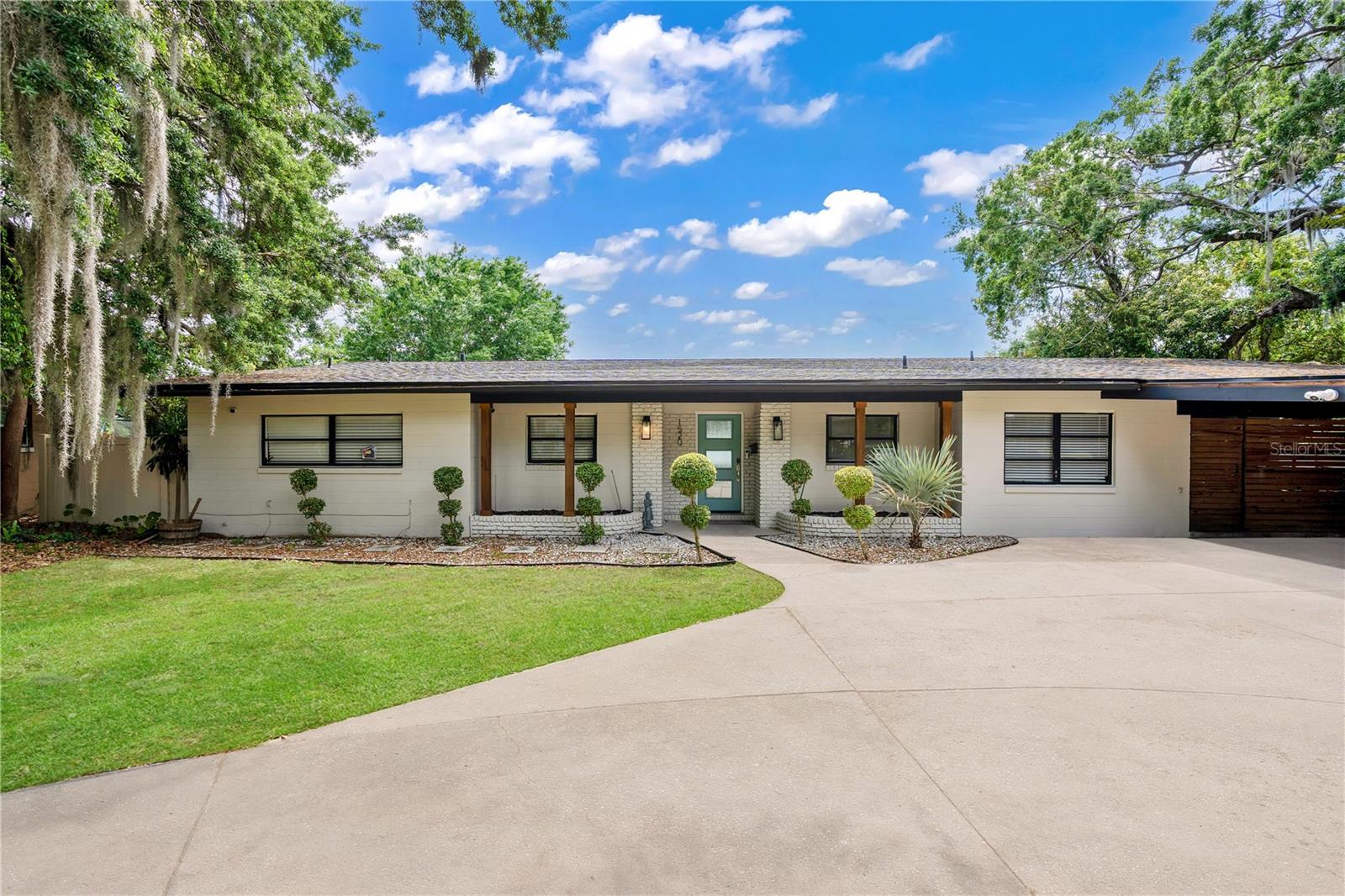 1520 ROCK LAKE DRIVE