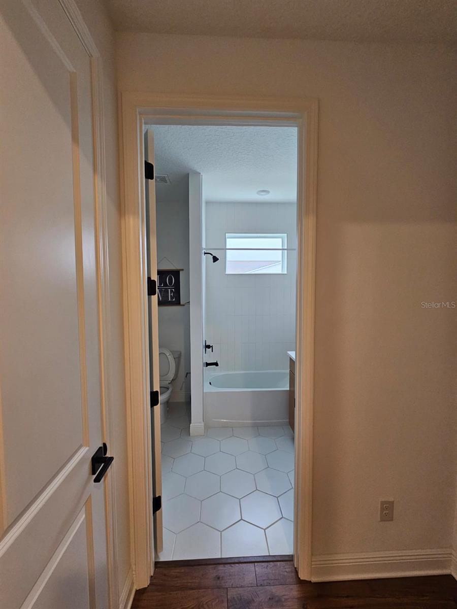 POITRAS EAST N-7 - Residential Lease