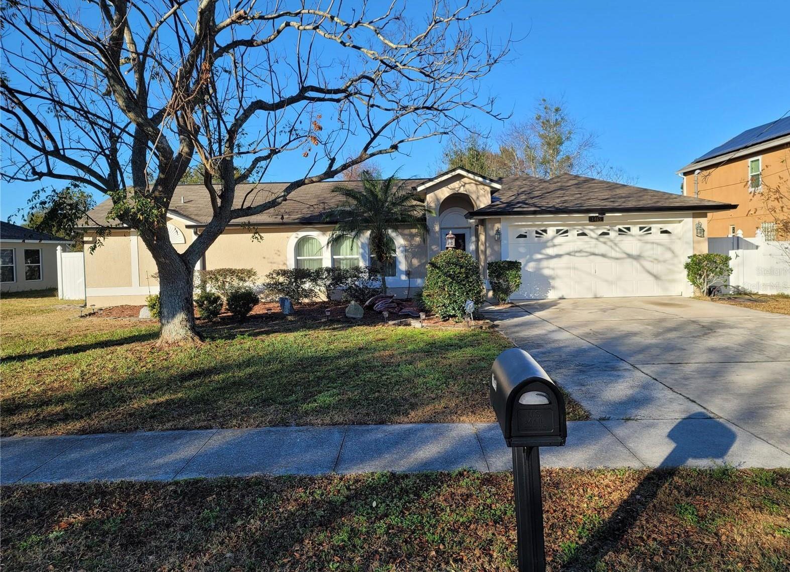 DELTONA LAKES UNIT 71 - Residential Lease