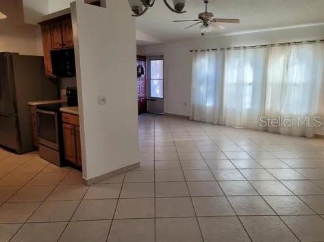 DELTONA LAKES UNIT 71 - Residential Lease