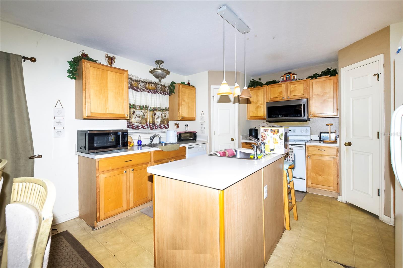 5200 SW 115TH STREET ROAD