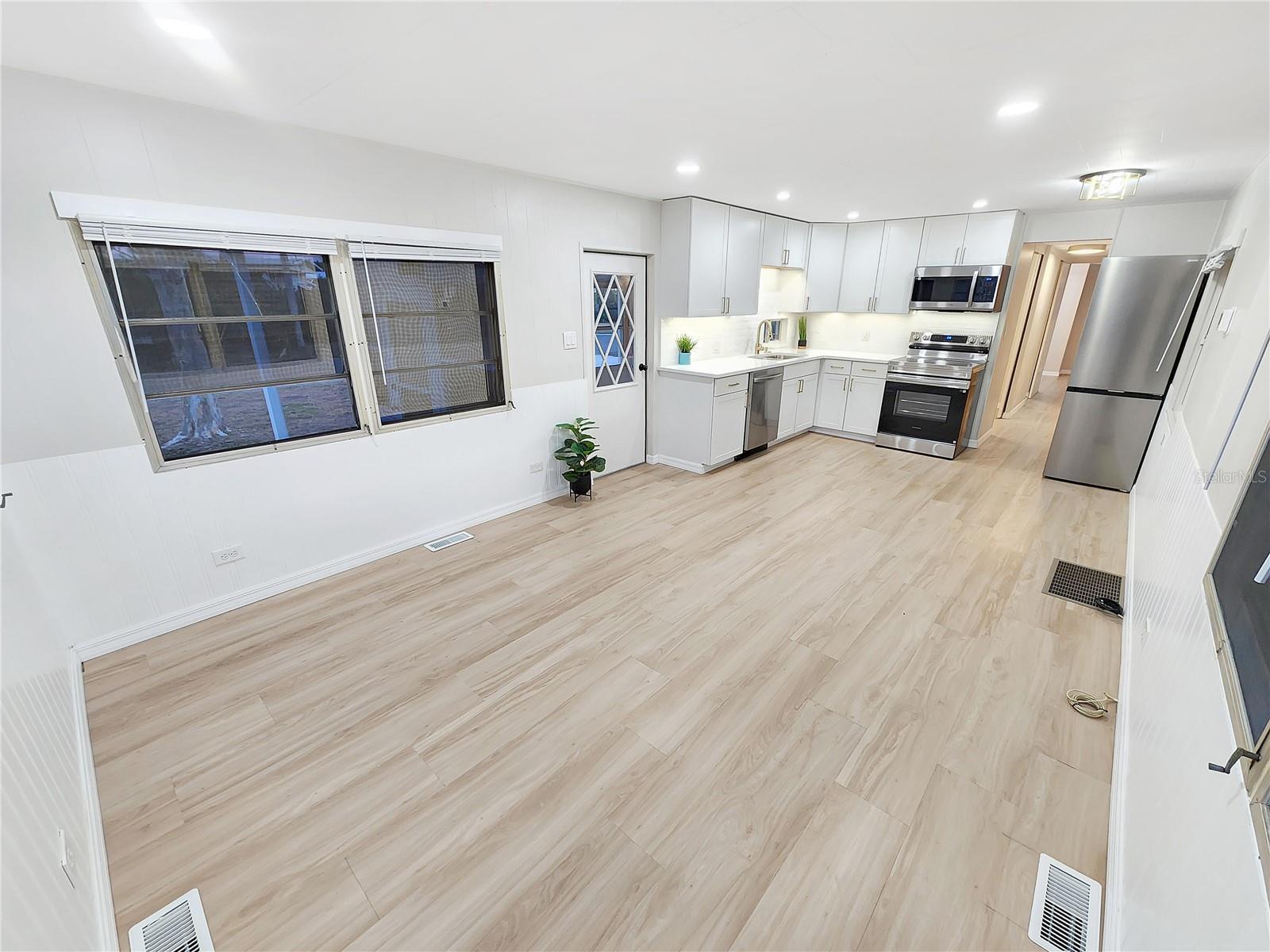 FAIR LANE ACRES SECOND ADD - Residential