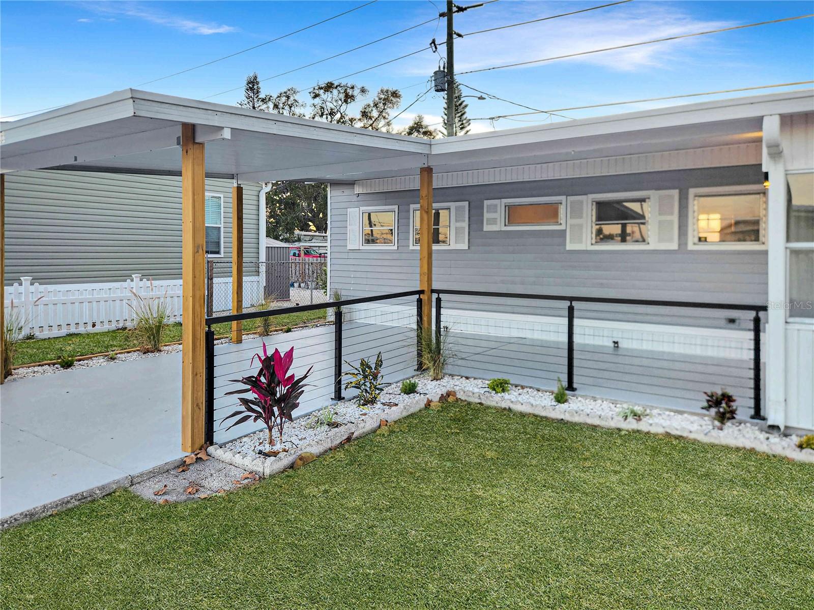 FAIR LANE ACRES SECOND ADD - Residential