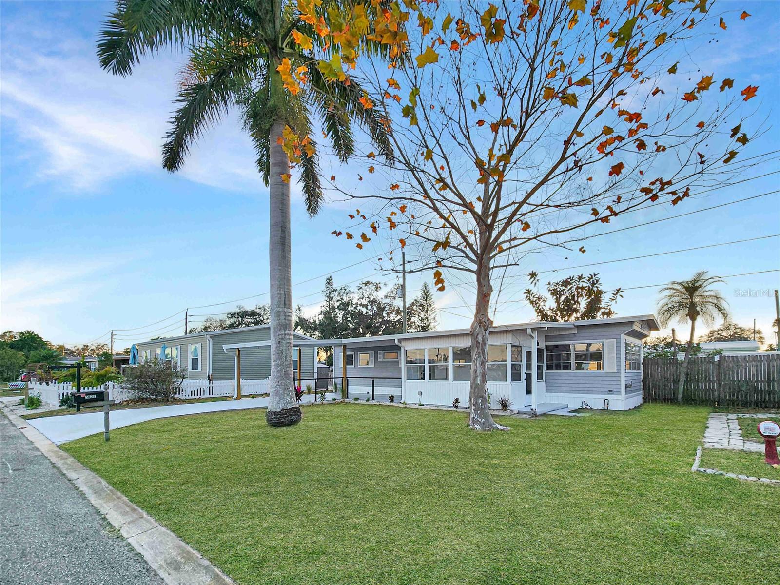 FAIR LANE ACRES SECOND ADD - Residential