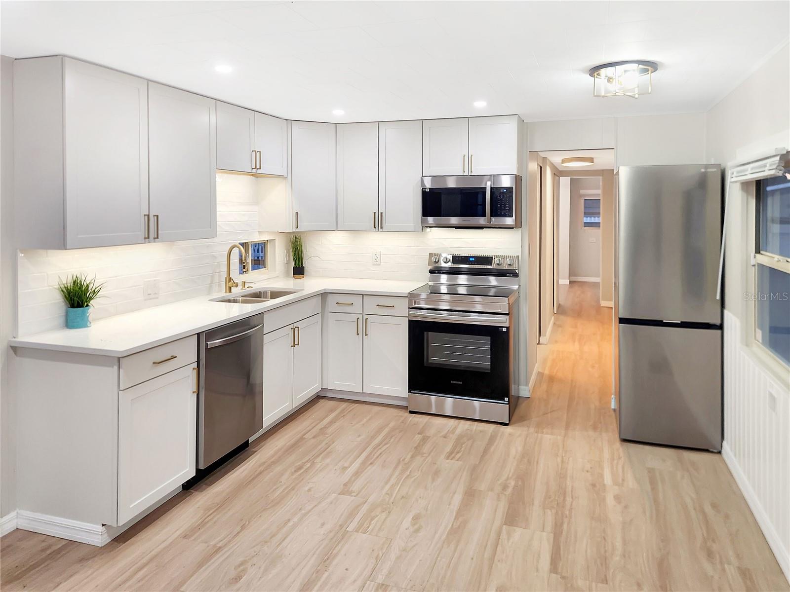 FAIR LANE ACRES SECOND ADD - Residential