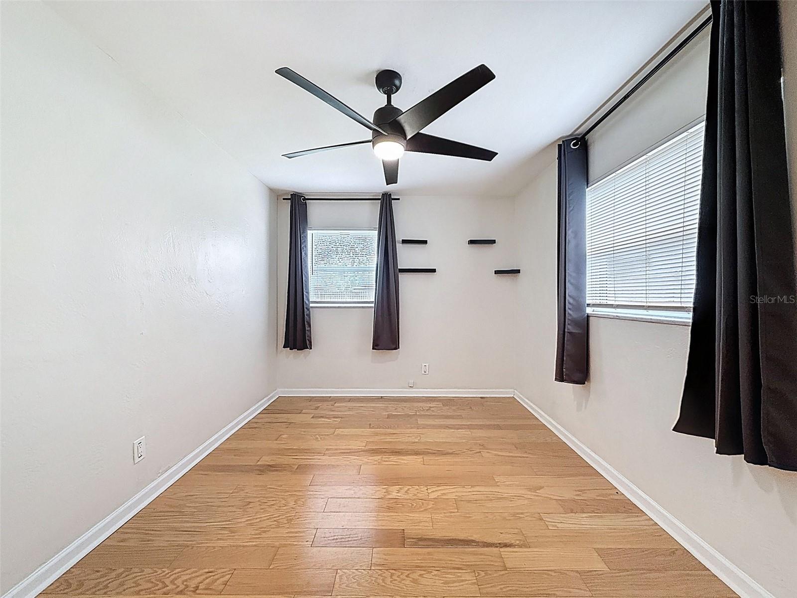 RAVENSWOOD - Residential