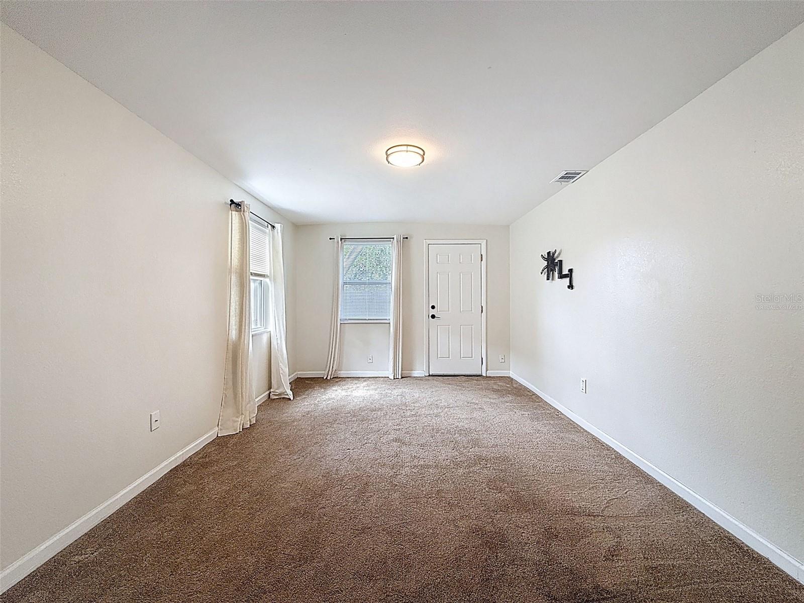 RAVENSWOOD - Residential