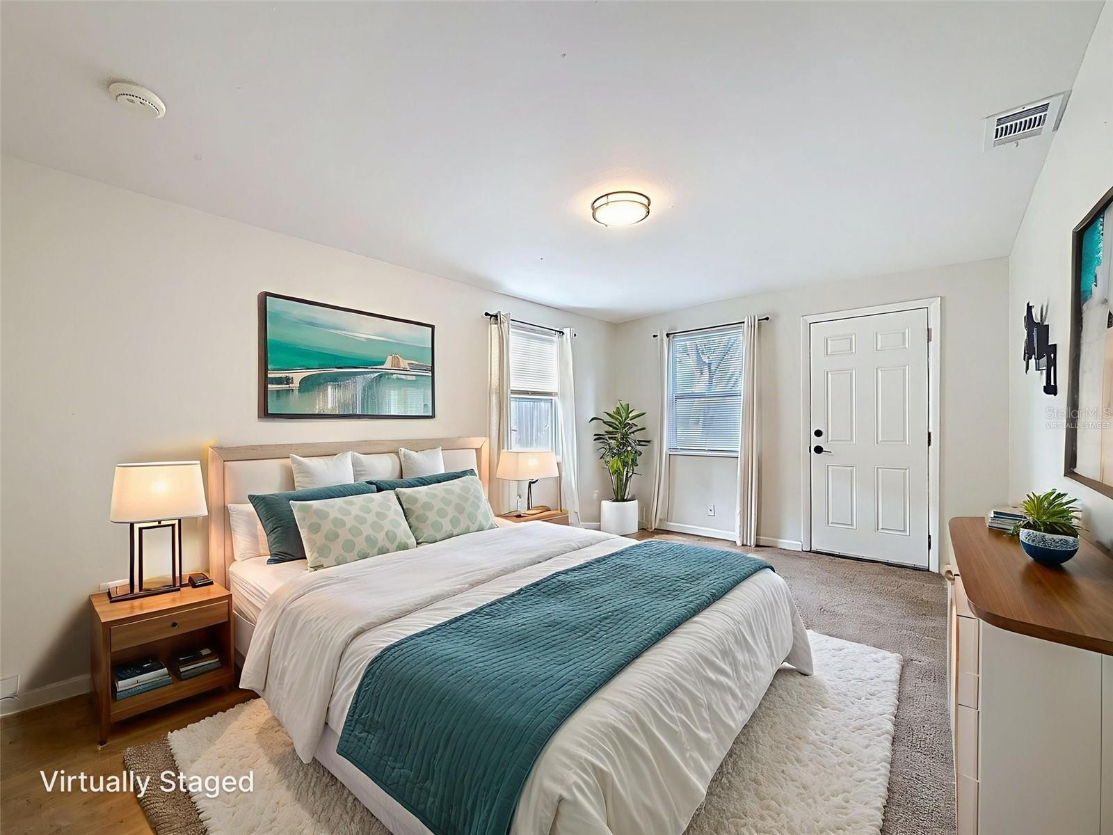 RAVENSWOOD - Residential