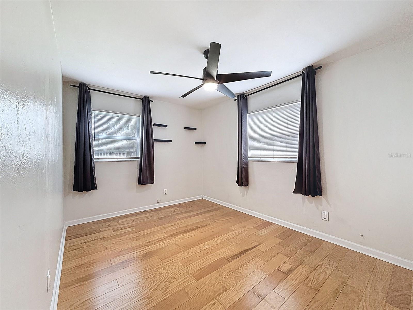 RAVENSWOOD - Residential