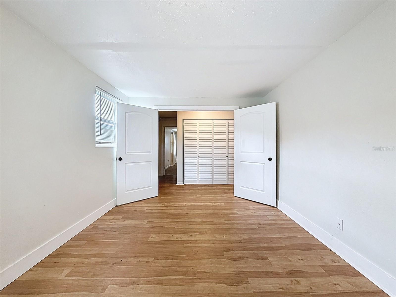 RAVENSWOOD - Residential