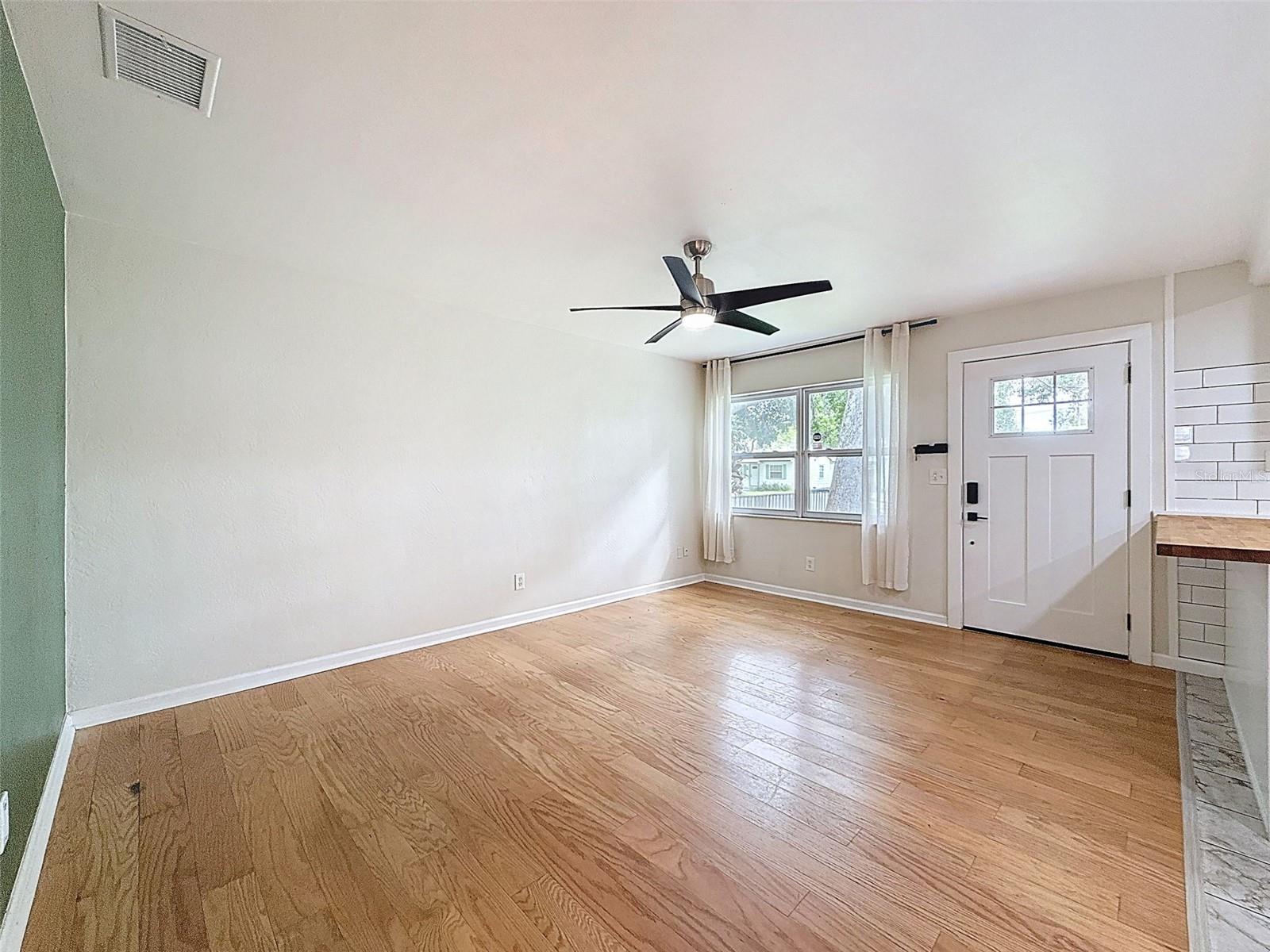RAVENSWOOD - Residential