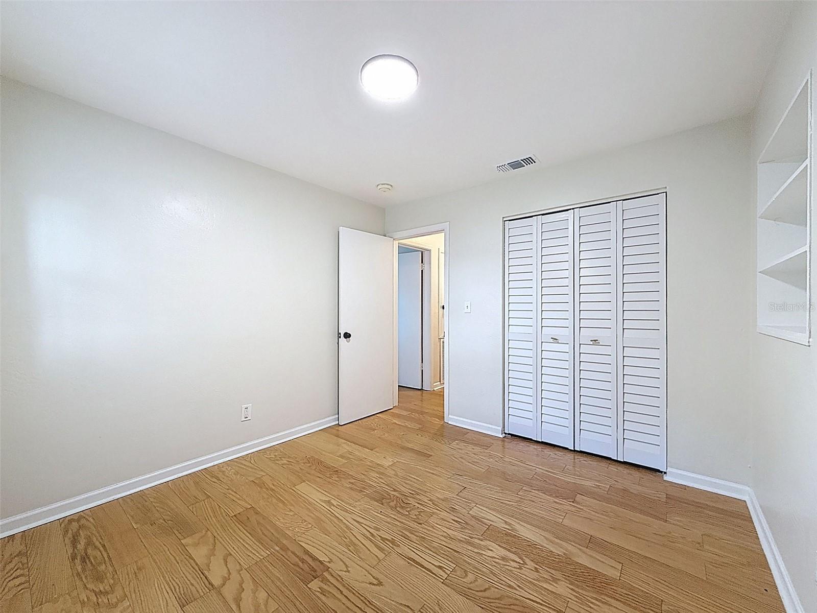 RAVENSWOOD - Residential
