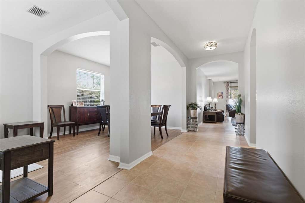 Photo of 5832 Heronview Crescent Drive, Lithia, FL 33547 (MLS # TB8496611)