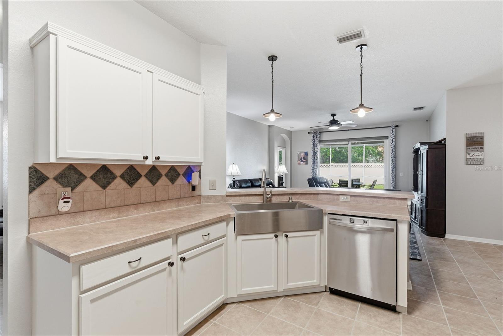 FISHHAWK RANCH - Residential