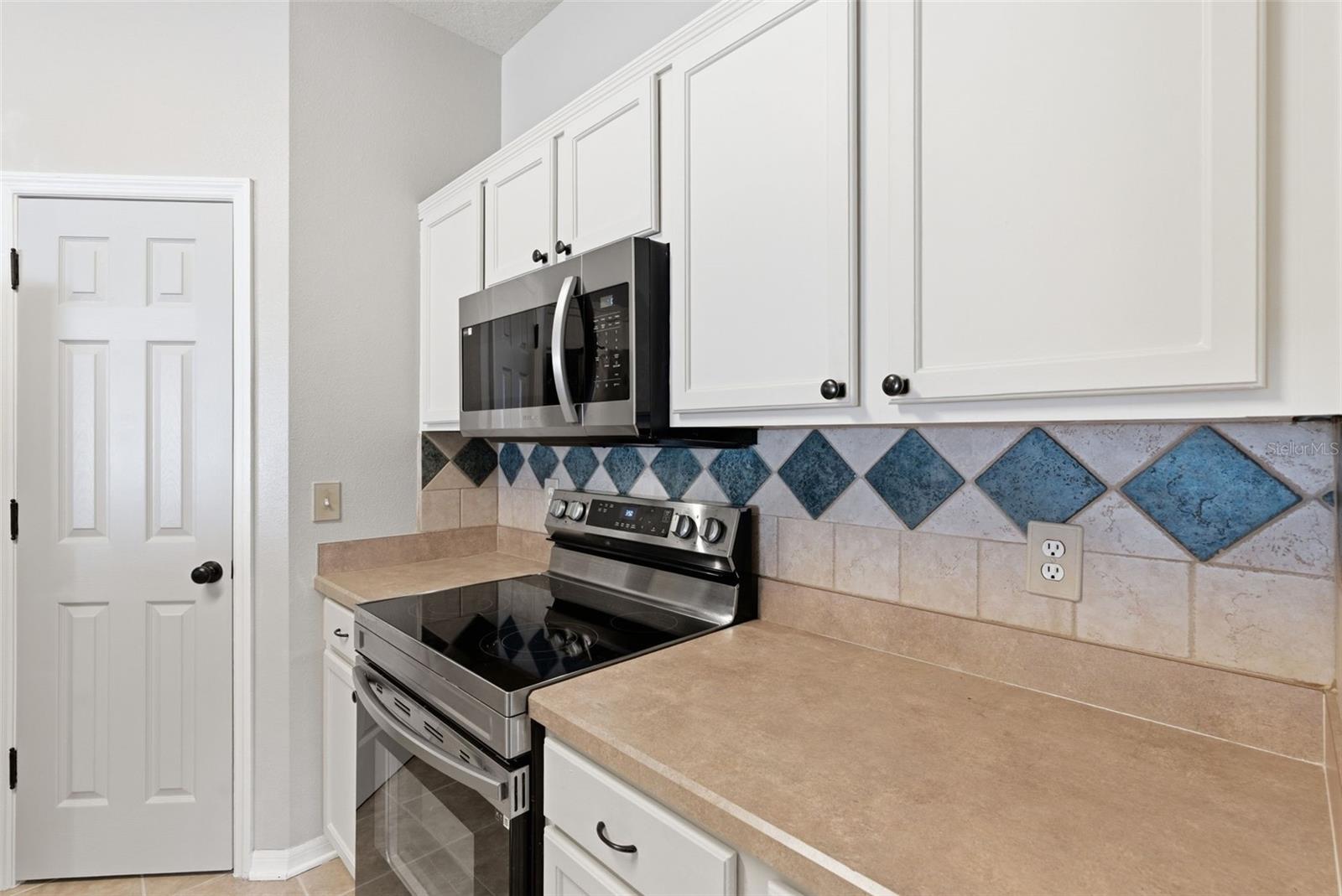 FISHHAWK RANCH - Residential