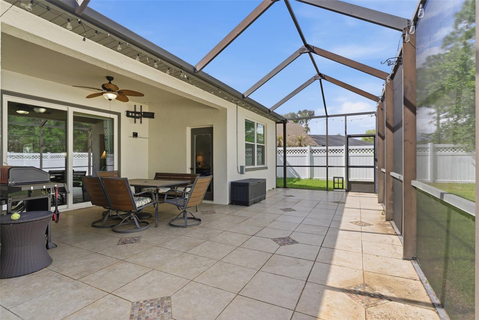 FISHHAWK RANCH - Residential