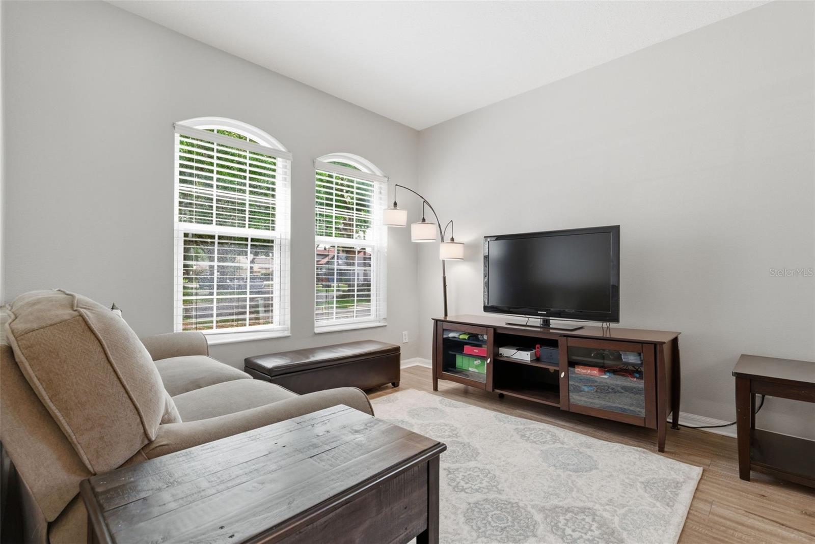 FISHHAWK RANCH - Residential