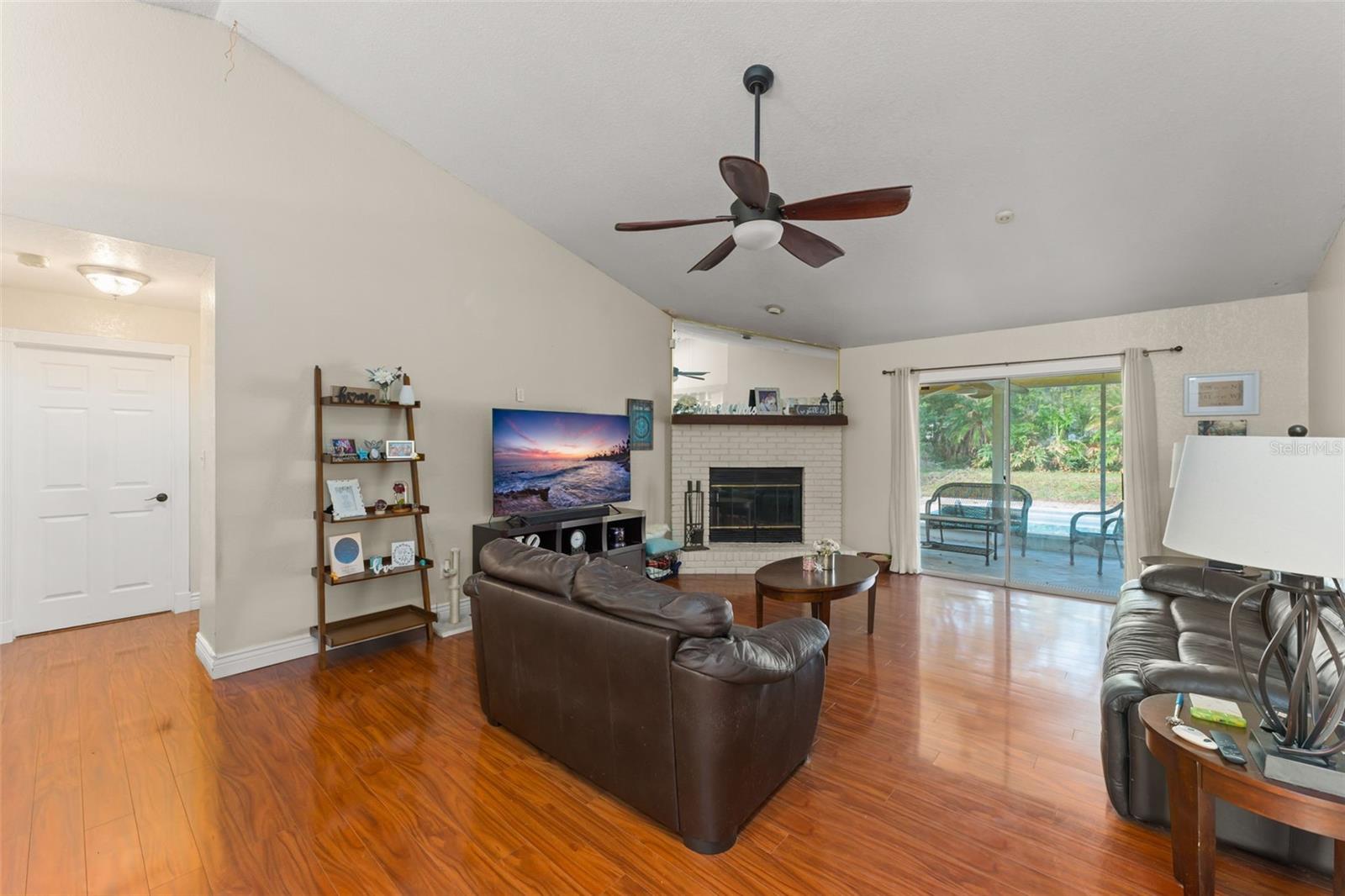 MOUNT GREENWOOD UNIT 1 - Residential