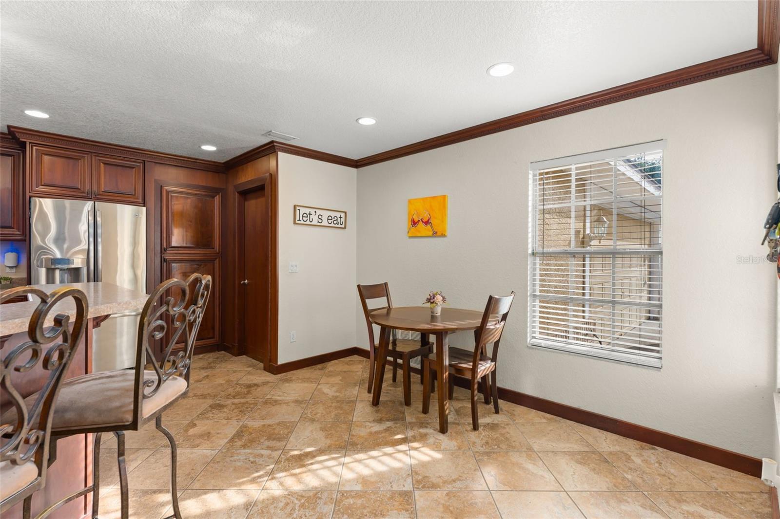 340 INGLENOOK CIRCLE