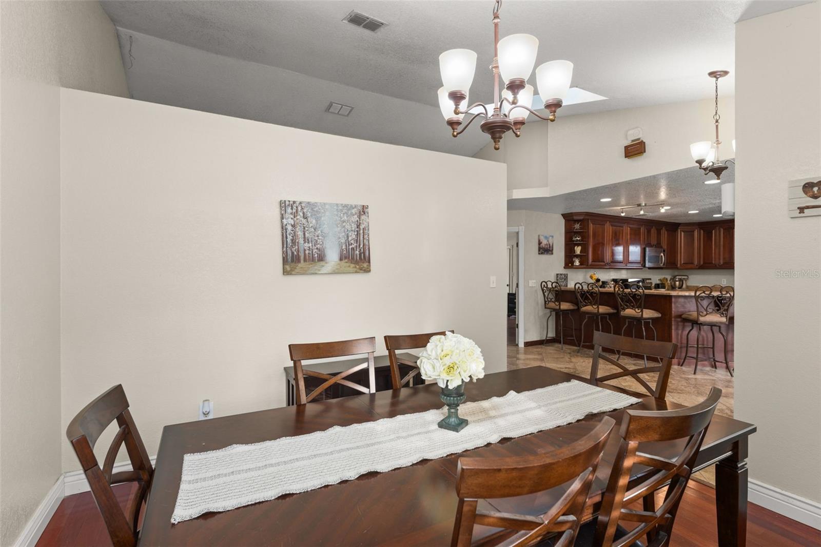 340 INGLENOOK CIRCLE