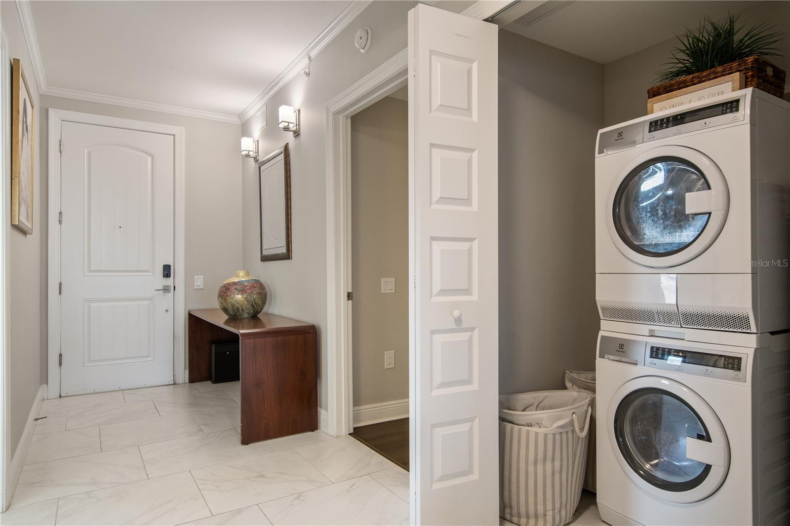 SIENA/COLLINA - Residential