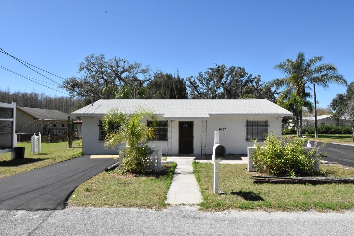 Introducing the Shady Acres Office, a prime commercial property in the heart of New Port Richey near the intersection of Little Rd and Massachusetts Ave. This office space, located at 6927 Shady Acres Boulevard, offers a strategic location with convenient access to the courthouse and Government Center, making it an ideal spot for businesses seeking a central address. Boasting ample parking with a ratio of 8/1000, this .2-acre lot provides plenty of space for employees and visitors. The property also features decent signage options, ensuring excellent visibility for your business. Additionally, all furniture is included with the unit, offering a turnkey solution for tenants looking to move in seamlessly and start operations promptly.
