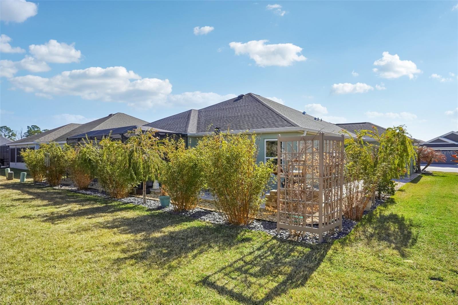 VILLAGES/SOUTHERN OAKS UN #82 - Residential