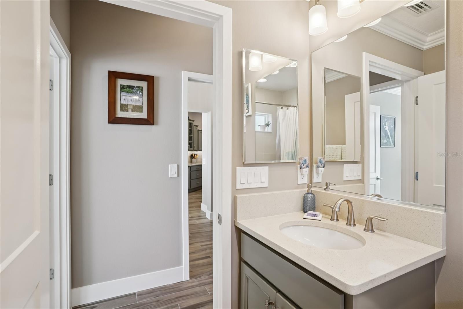 VILLAGES/SOUTHERN OAKS UN #82 - Residential