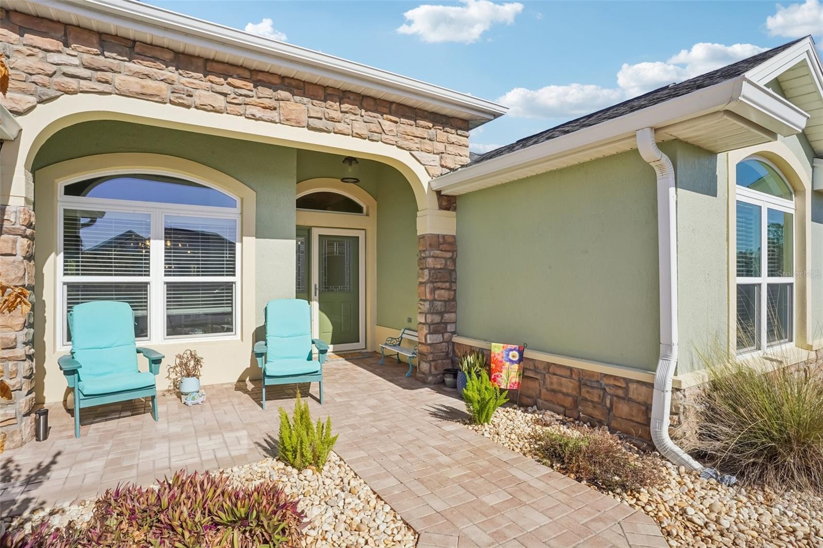 VILLAGES/SOUTHERN OAKS UN #82 - Residential