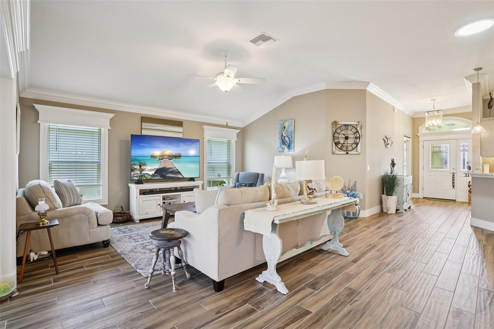 VILLAGES/SOUTHERN OAKS UN #82 - Residential