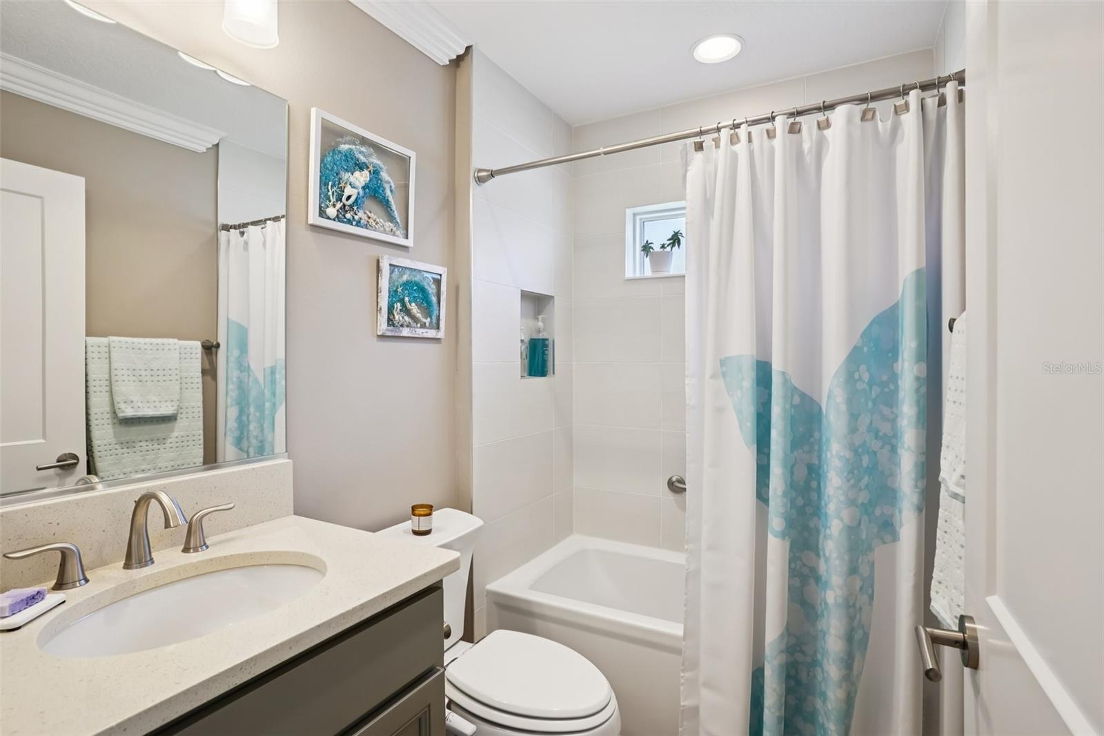 VILLAGES/SOUTHERN OAKS UN #82 - Residential