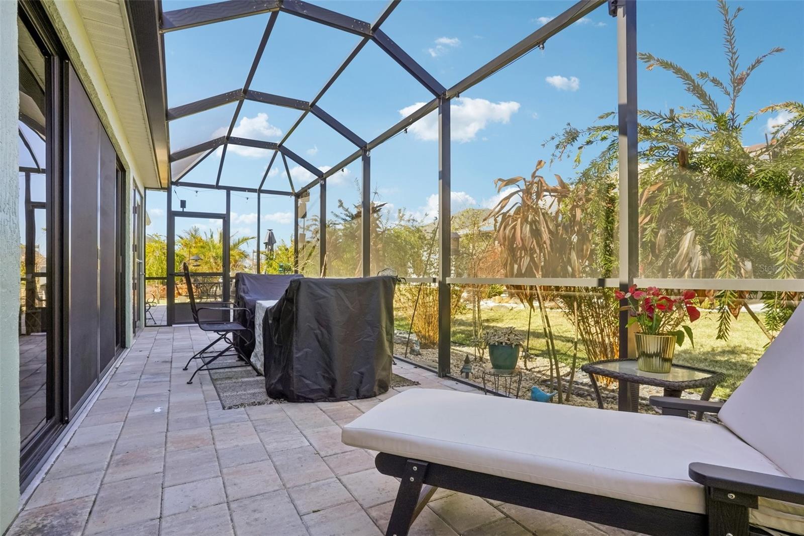 VILLAGES/SOUTHERN OAKS UN #82 - Residential