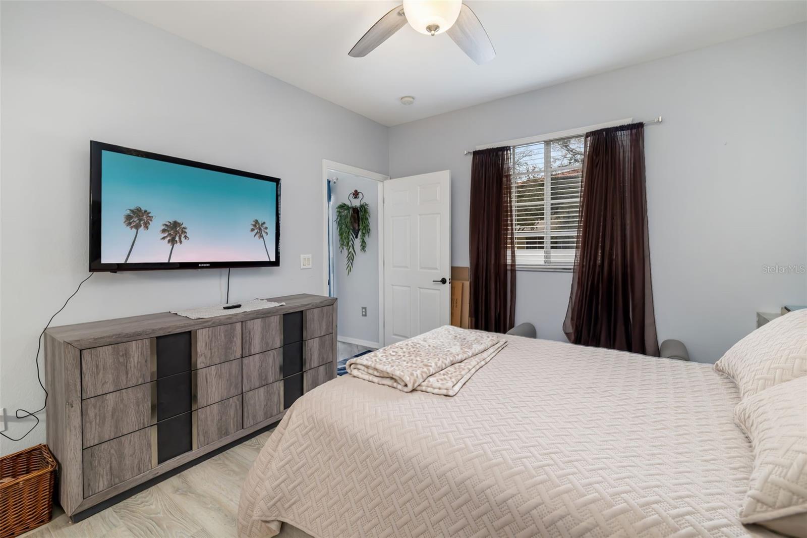 VILLAS AT OAK BEND - Residential