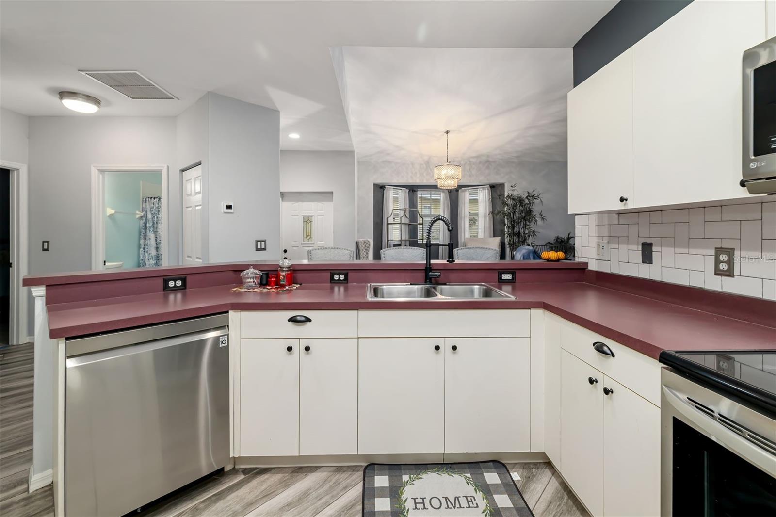 VILLAS AT OAK BEND - Residential