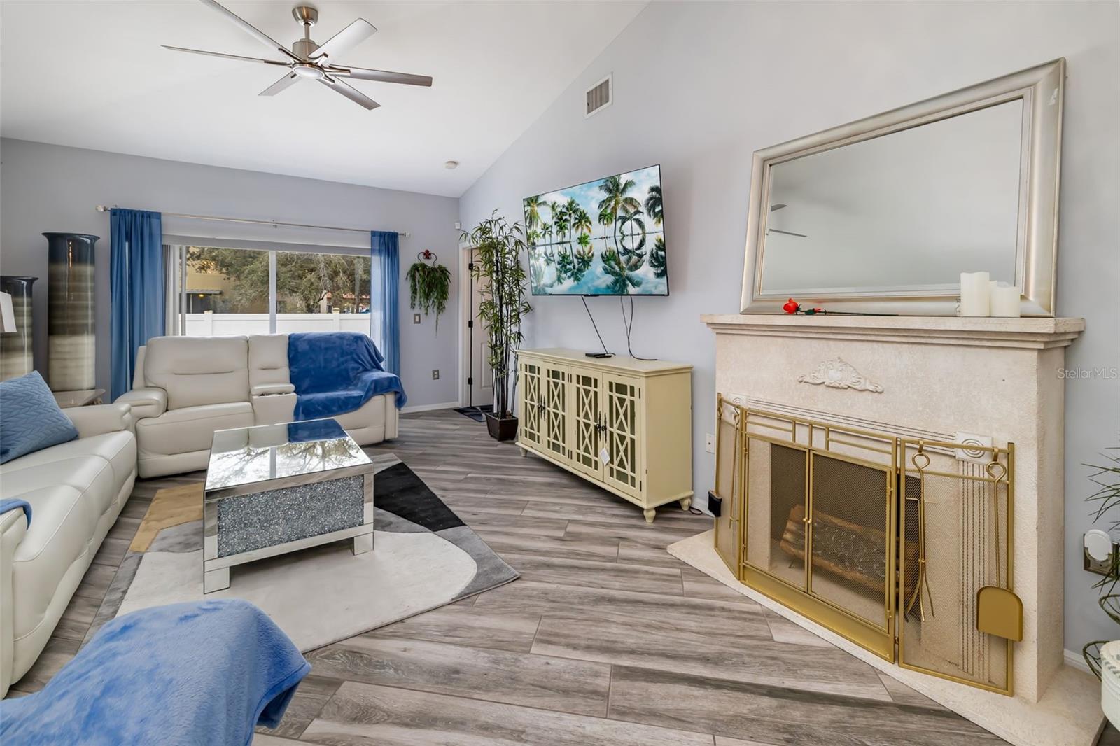 VILLAS AT OAK BEND - Residential