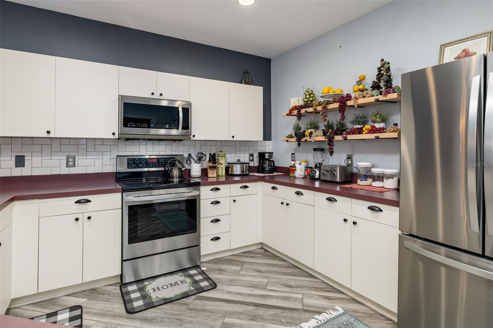 VILLAS AT OAK BEND - Residential