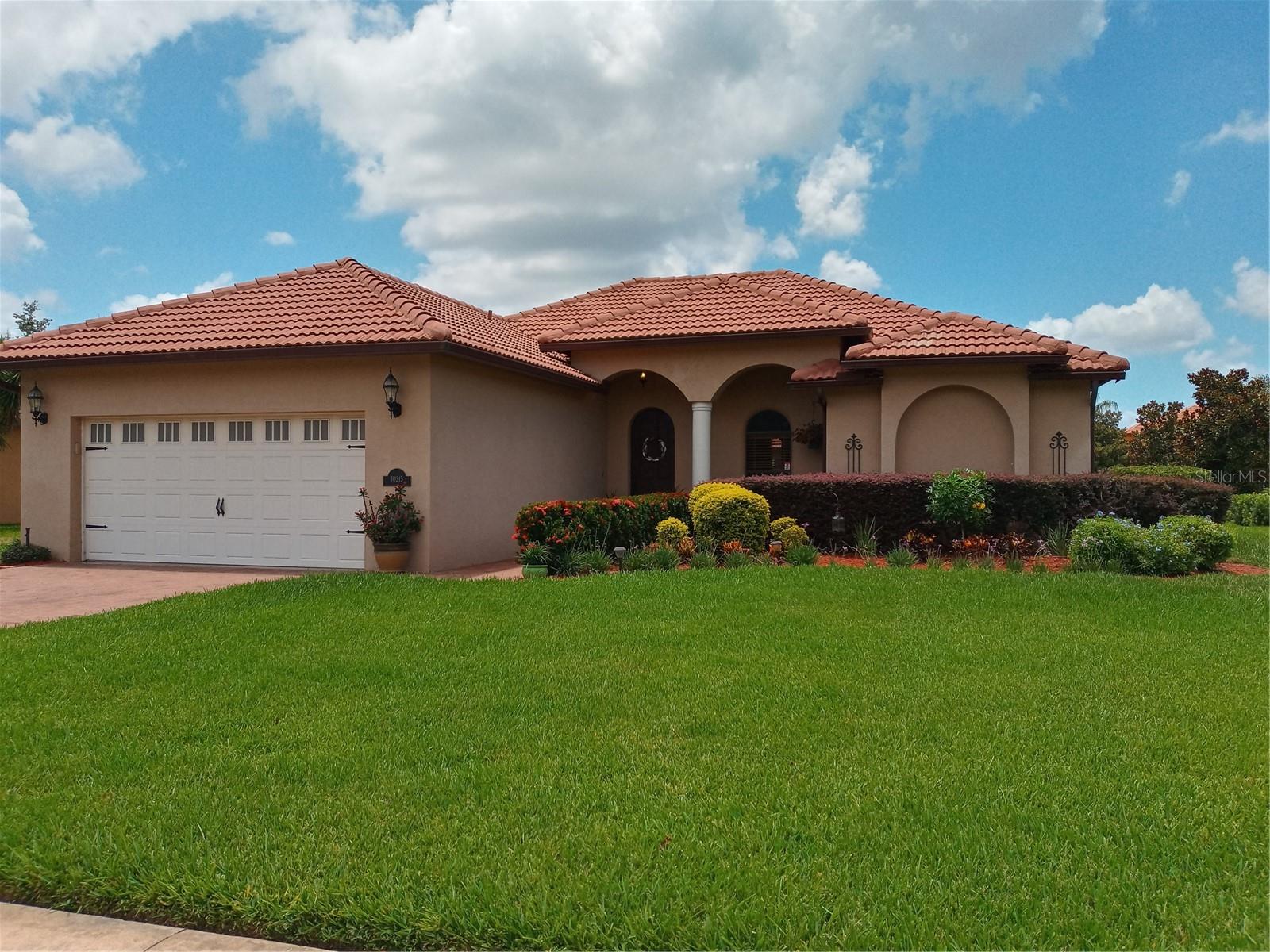 View CLERMONT, FL 34711 house