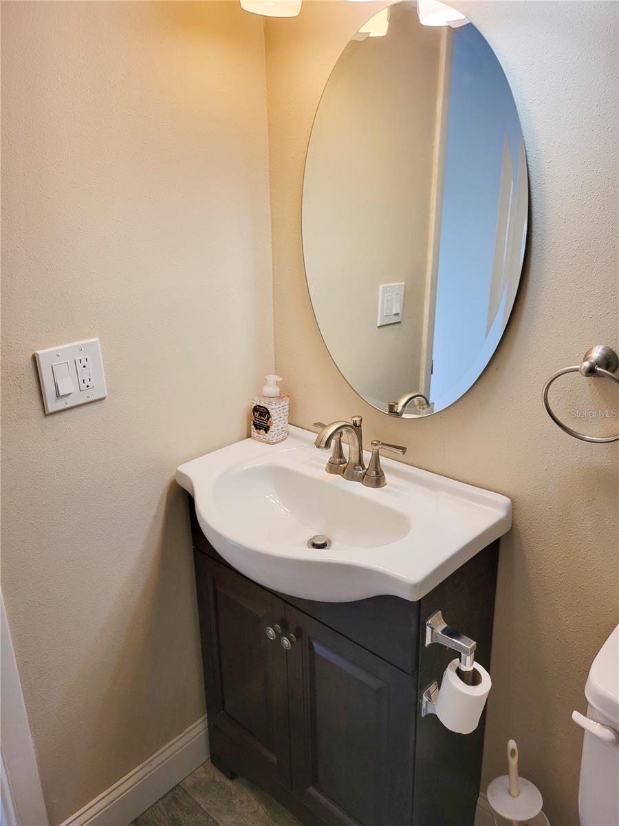 PEPPERTREE LAKE CONDO - Residential