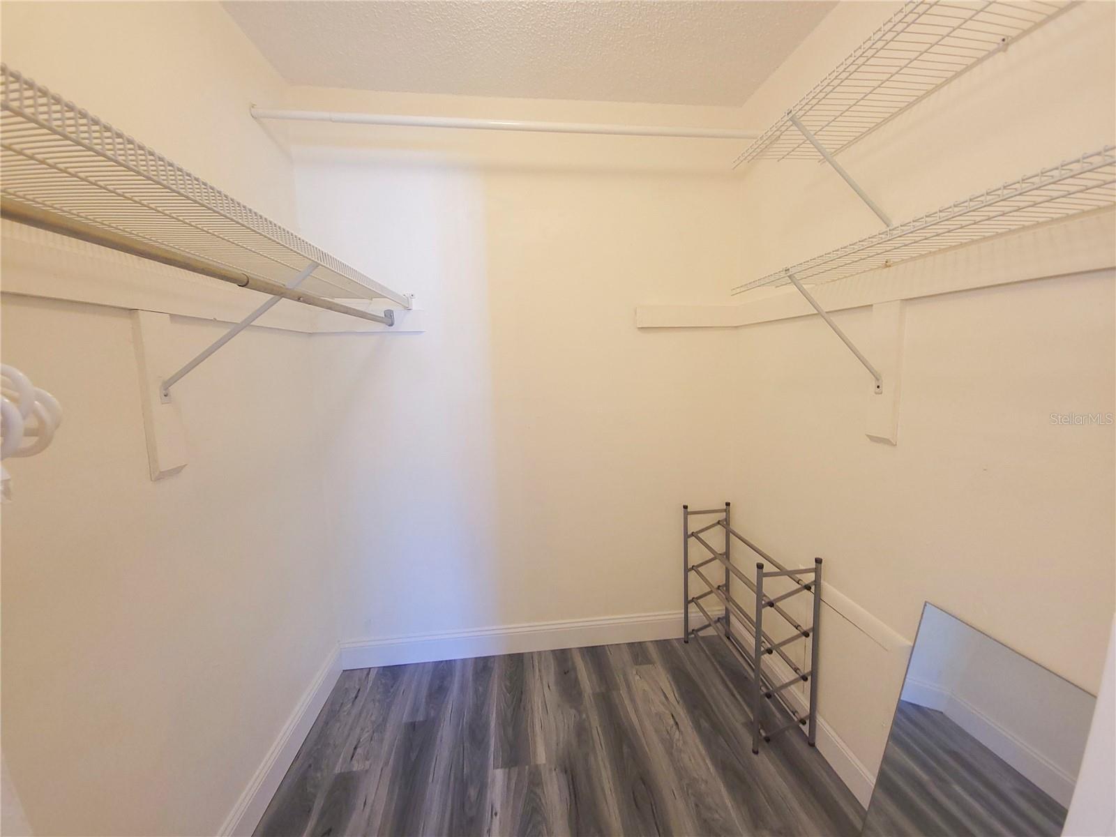 PEPPERTREE LAKE CONDO - Residential