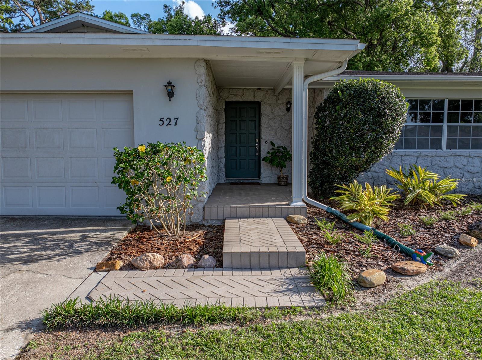 527 POPPELL DRIVE