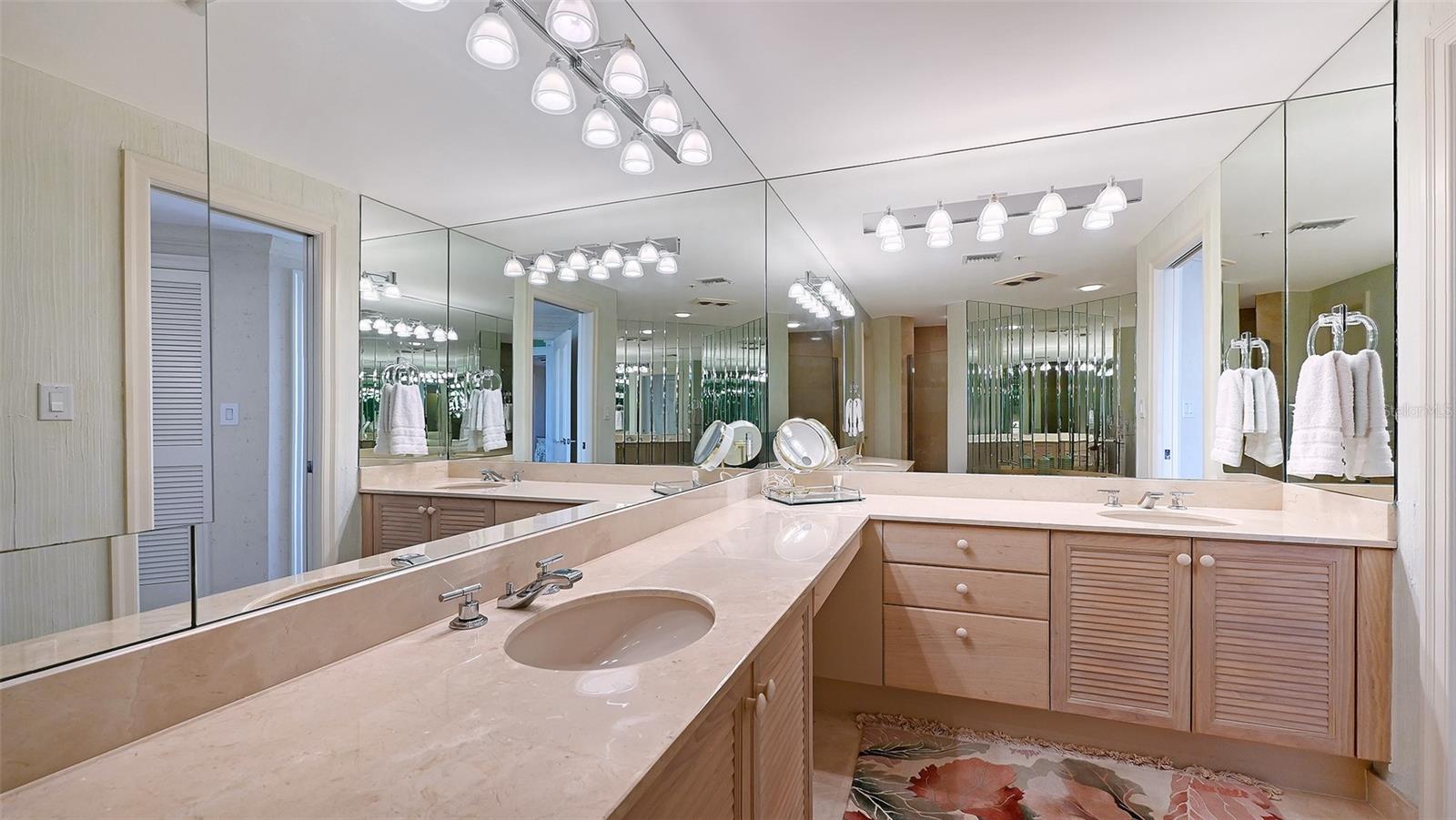 SANCTUARY III - Residential