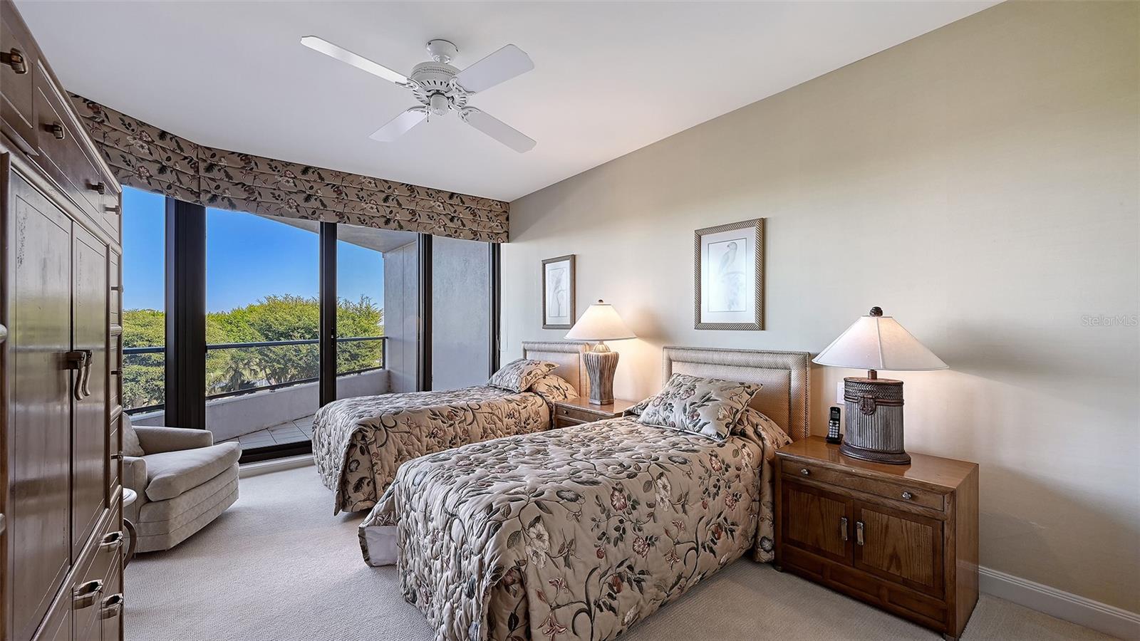 SANCTUARY III - Residential