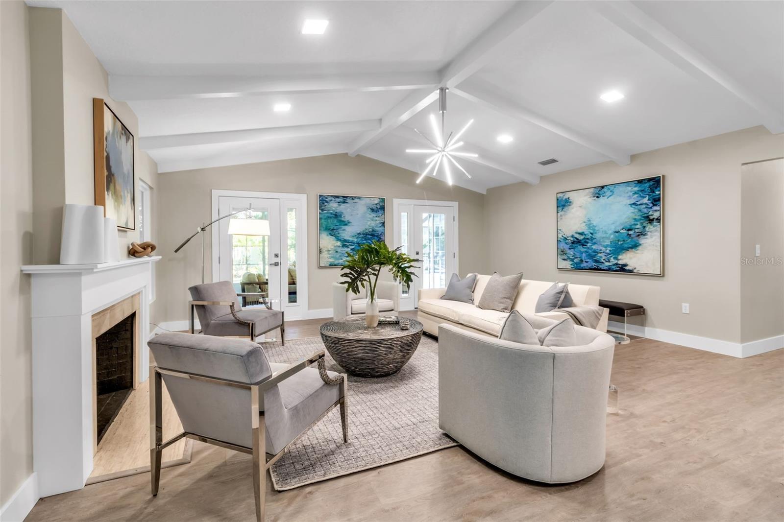 JOHNSON ESTATES - Residential