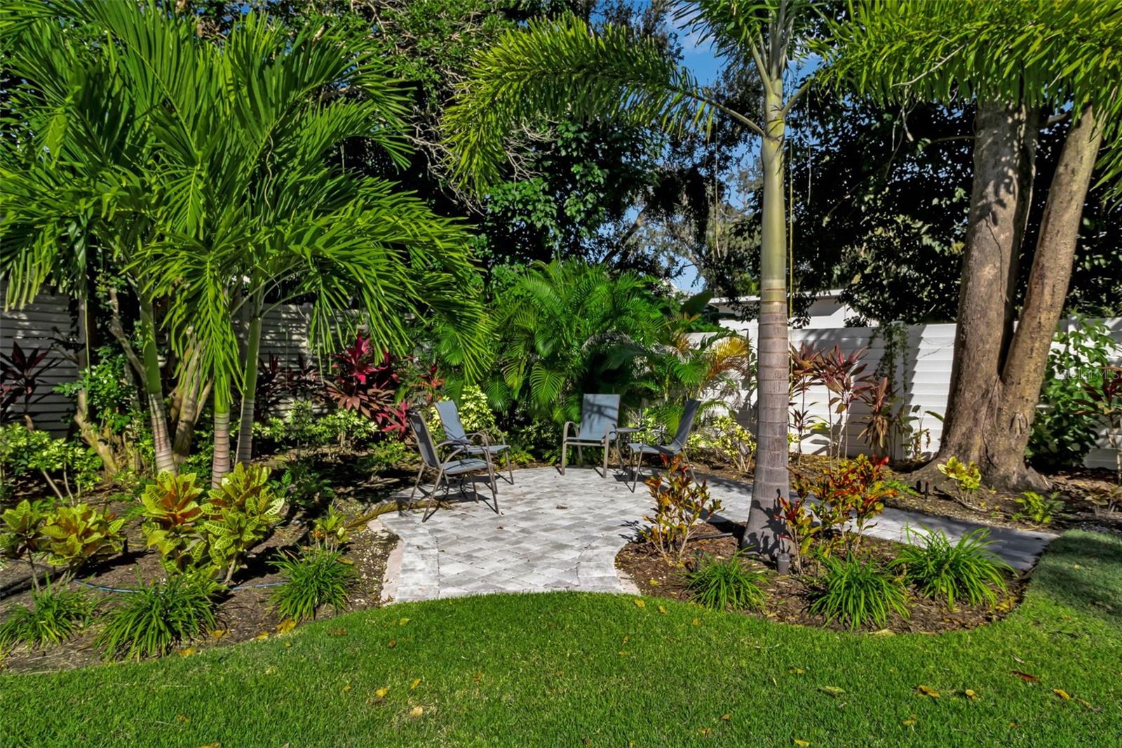 JOHNSON ESTATES - Residential