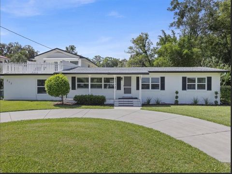 Photo of 212 W 1st Avenue, Windermere, FL 34786 (MLS # S5148430)