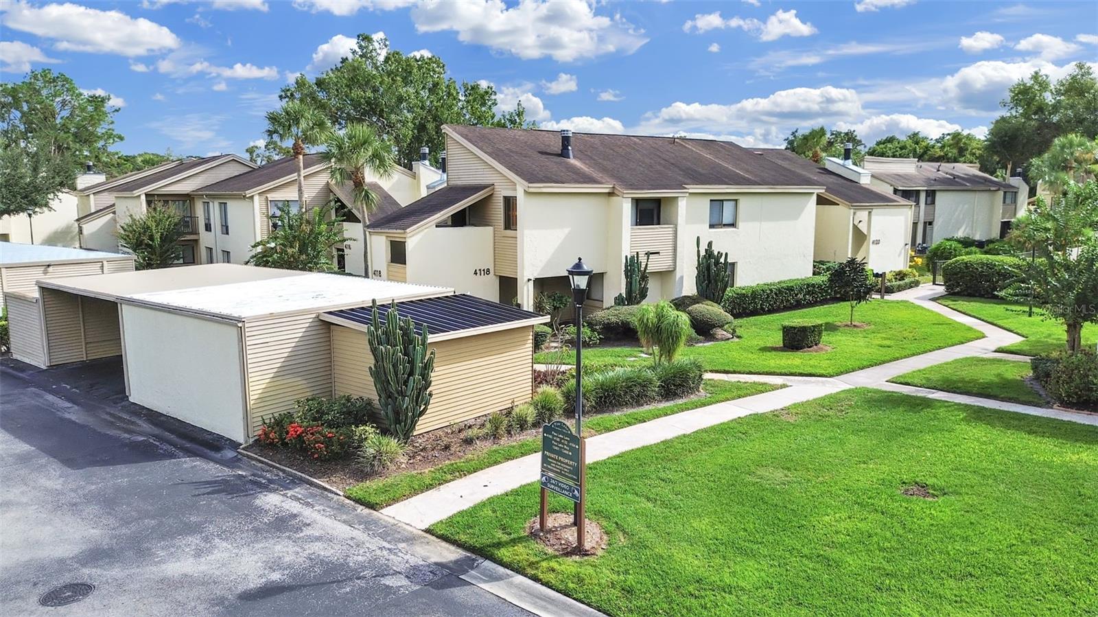 CARROLLWOOD VILLAGE PINE LAKE - Residential