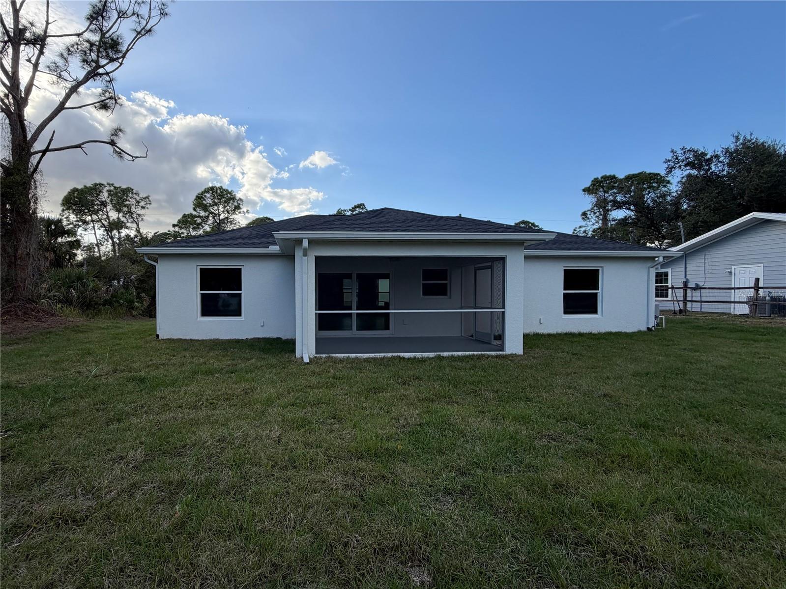 1584 - PORT CHARLOTTE SUB 30 - Residential