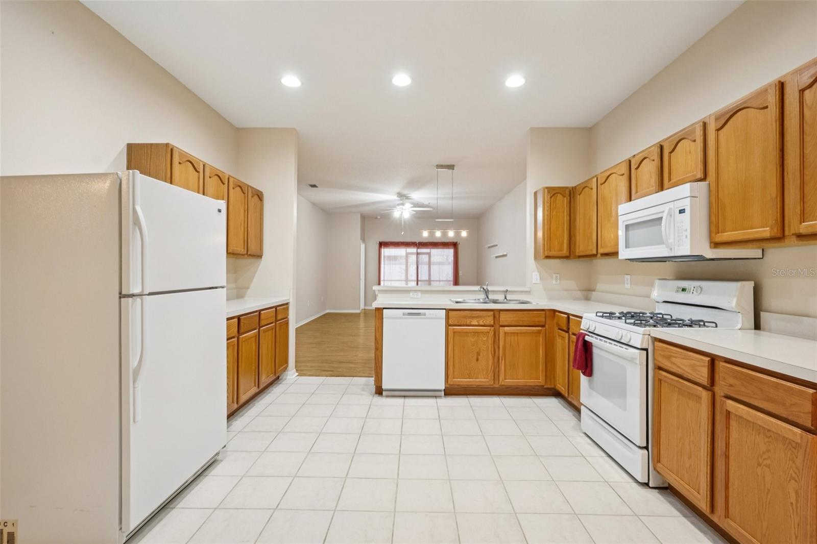 OAKSTEAD PRCL 06 UNIT 01 PRCL 07 - Residential