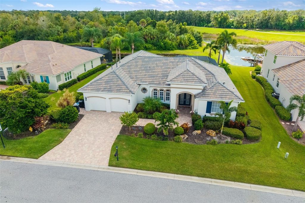 Photo of 10812 Winding Stream Way, Bradenton, FL 34212 (MLS # A4669424)