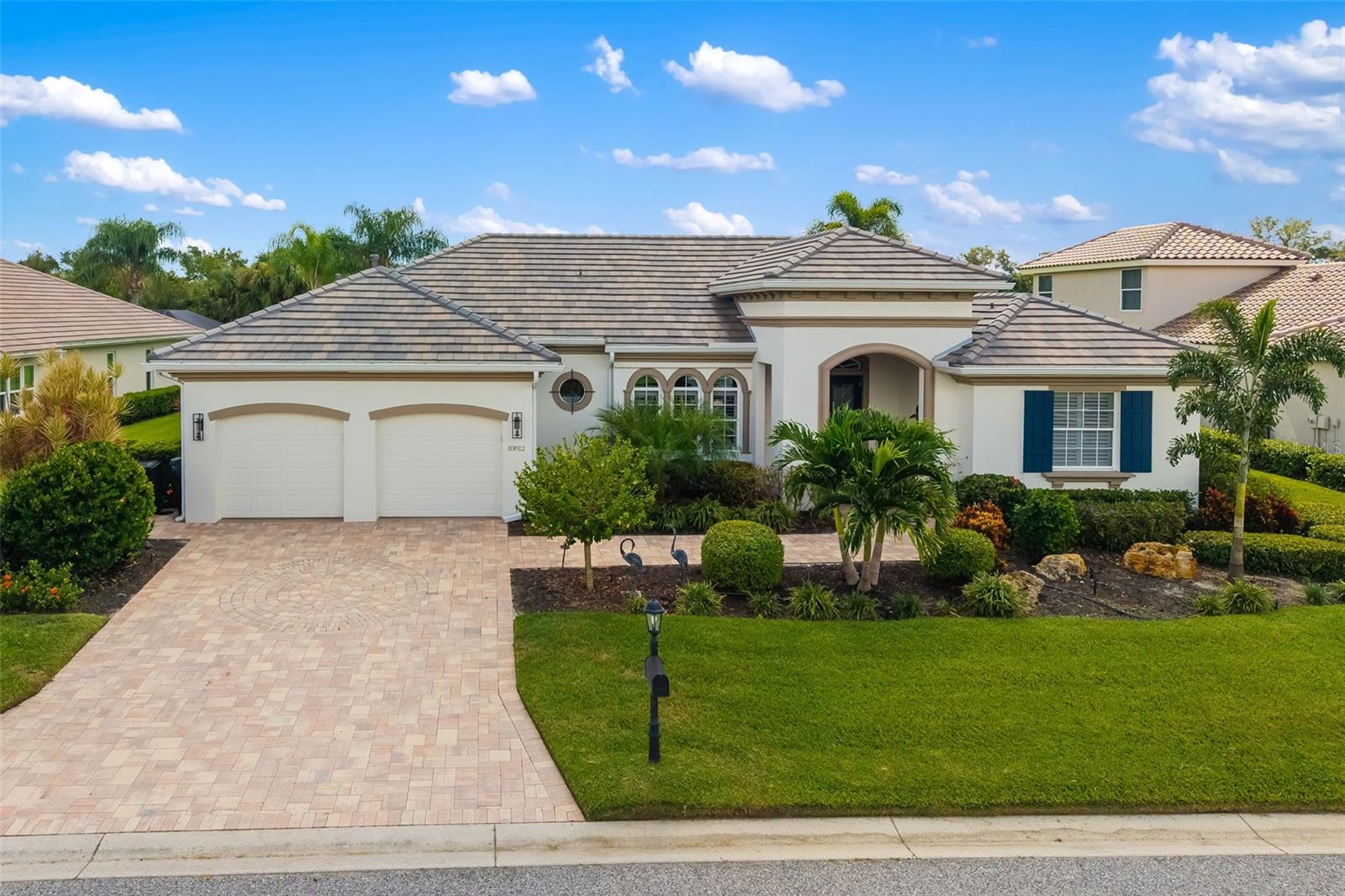 WATERLEFE GOLF & RIVER CLUB - Residential